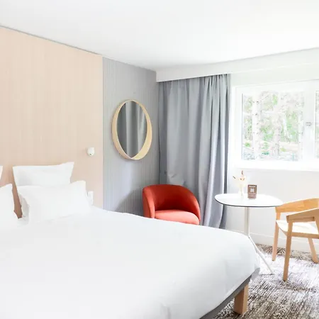 Novotel Rouen Sud Hotel 4*